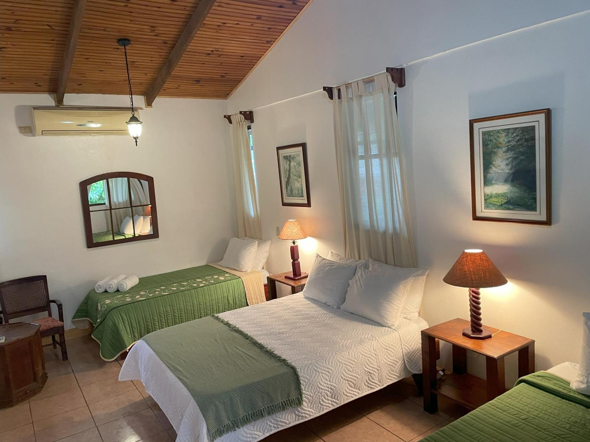 Kakao Lodge & Garden Rio Celeste Bijagua Bagian luar foto