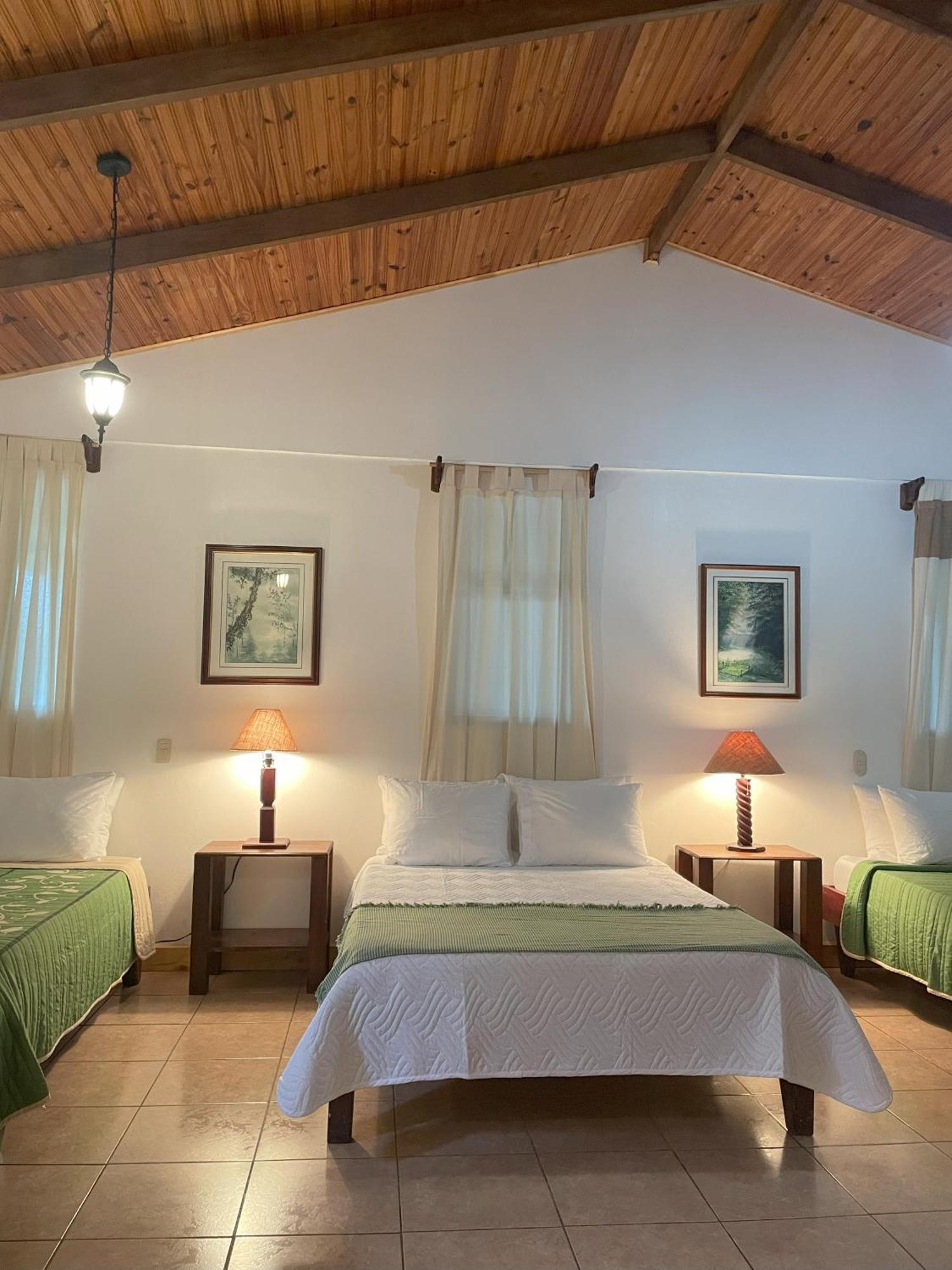 Kakao Lodge & Garden Rio Celeste Bijagua Bagian luar foto