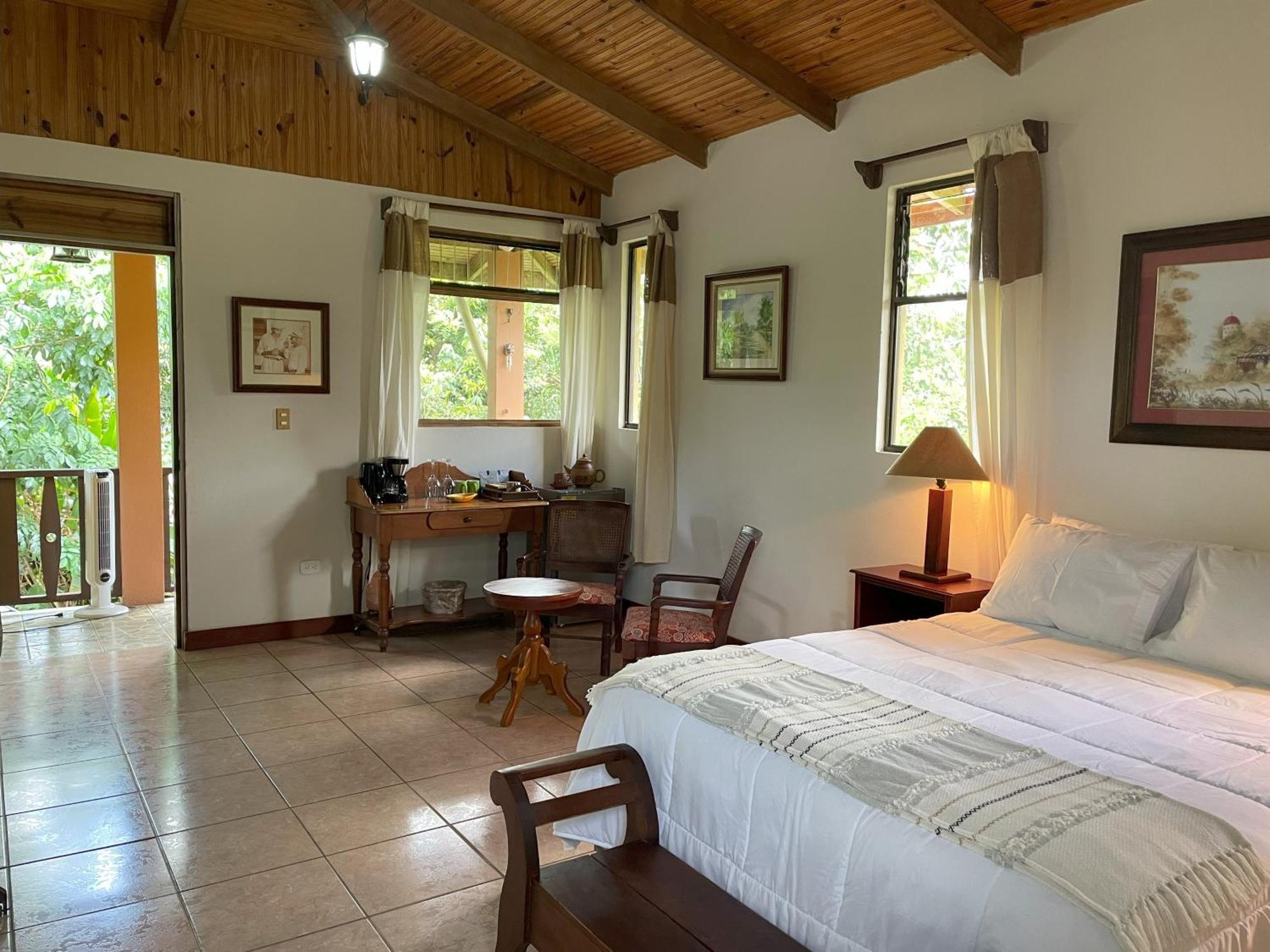 Kakao Lodge & Garden Rio Celeste Bijagua Bagian luar foto
