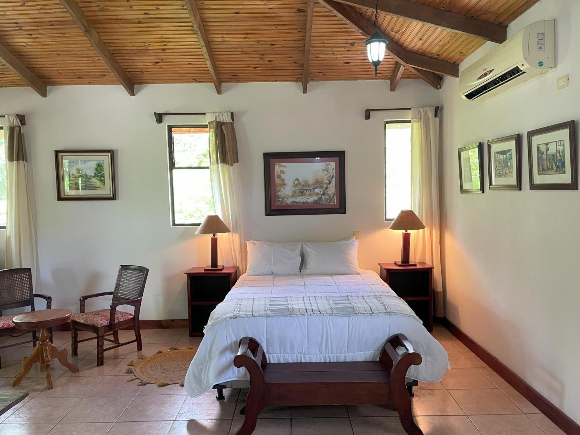 Kakao Lodge & Garden Rio Celeste Bijagua Ruang foto