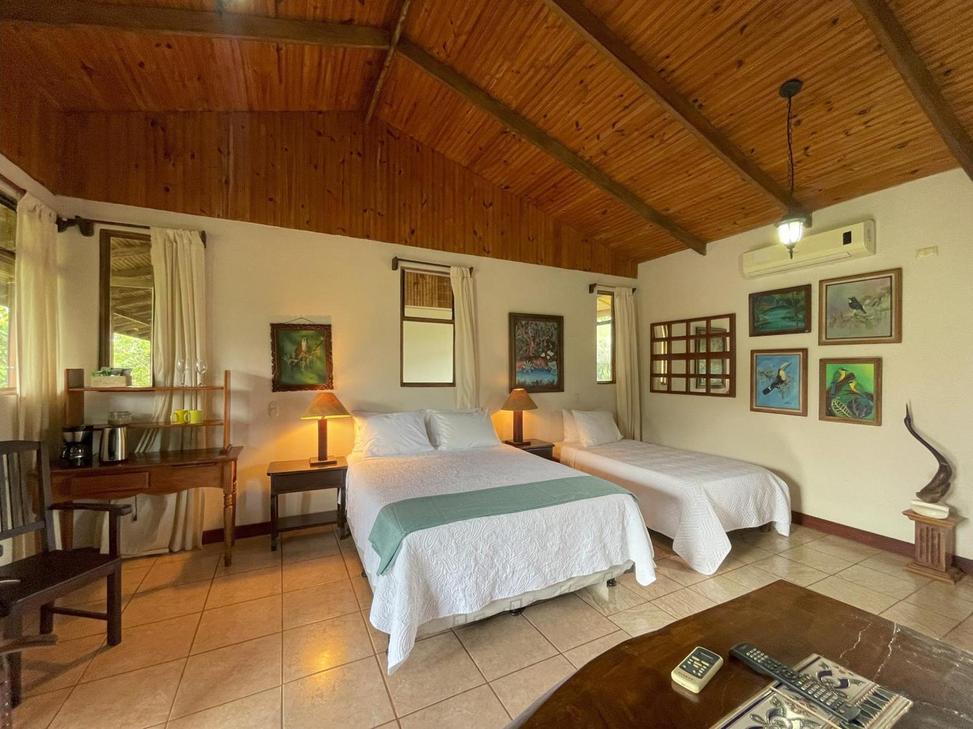 Kakao Lodge & Garden Rio Celeste Bijagua Bagian luar foto